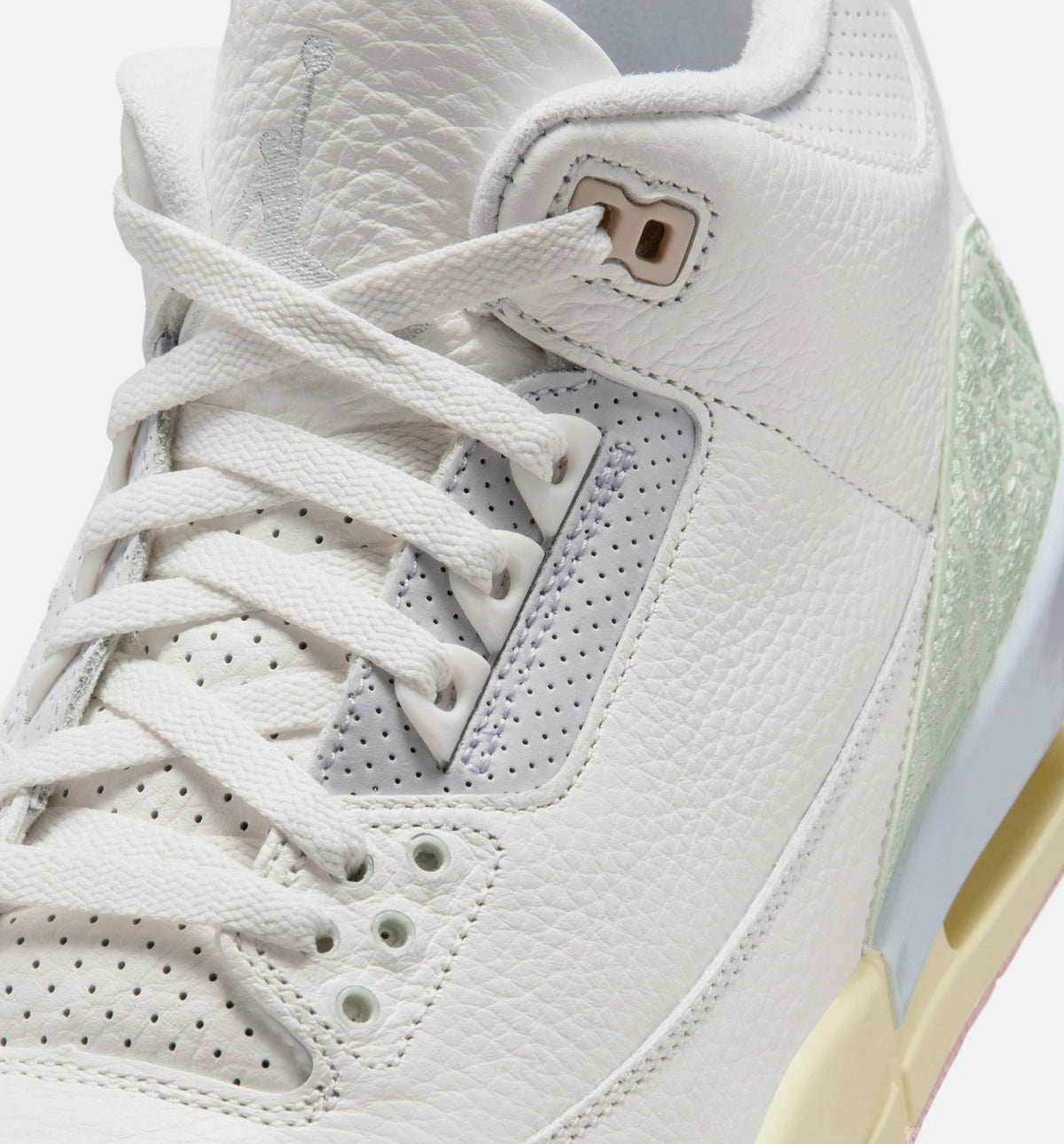 Air Jordan 3 Retro 'Sail and Jade Aura' - Men's Lifestyle Sneaker (Sail/Jade Aura/Aura/Iced Carmine)