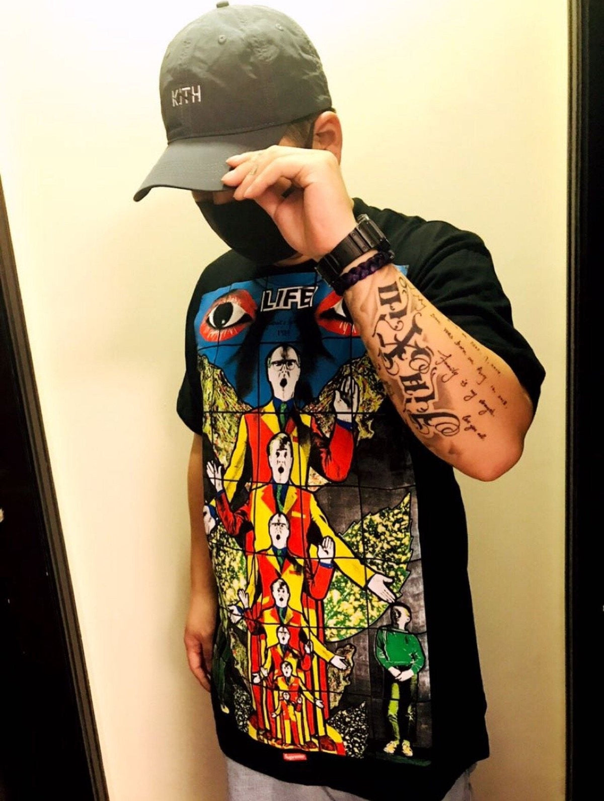 Supreme LIFE Graphic Short-Sleeve T-Shirt