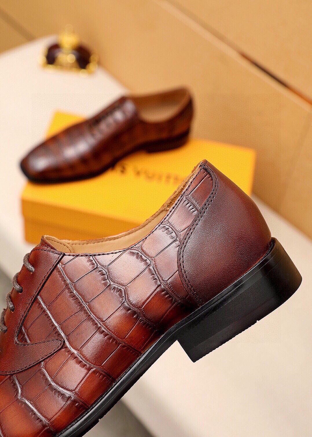 Louis Vuitton Crocodile-Embossed Lace-Up Dress Shoes